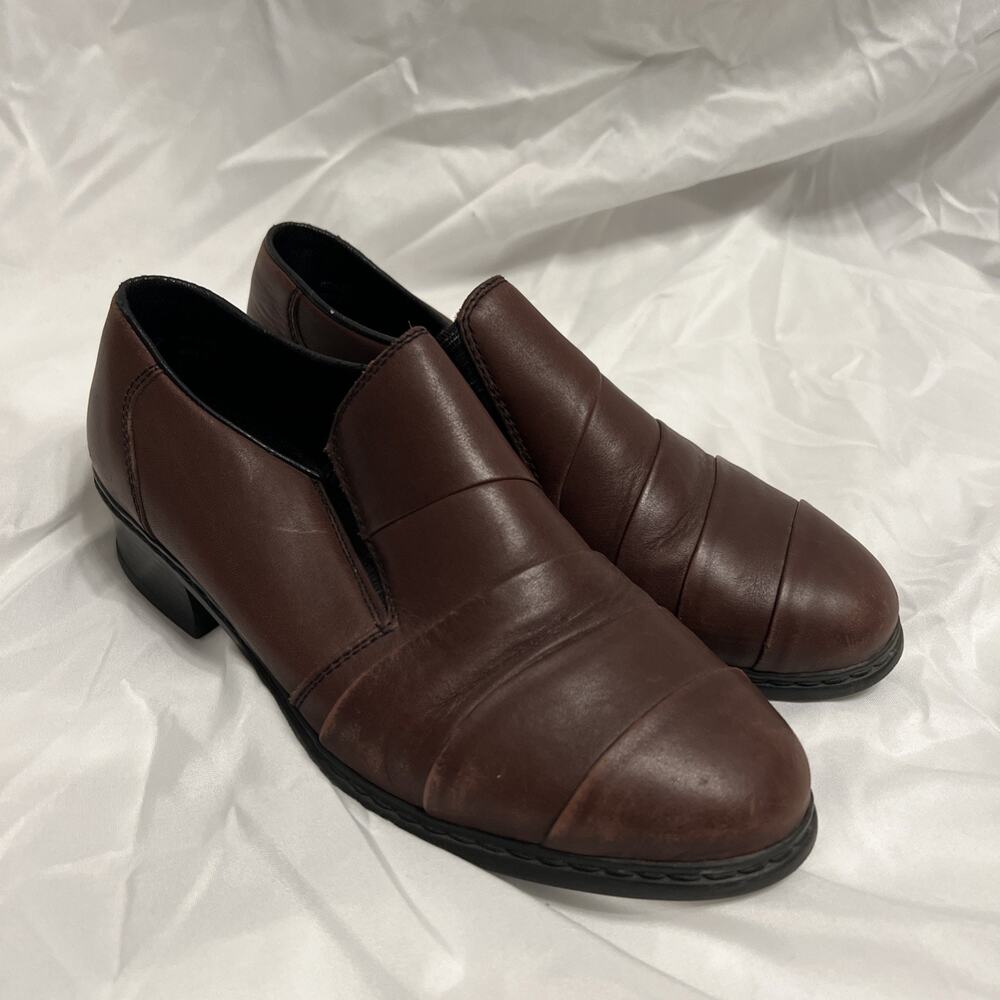 Rieker Slip On Loafer Women 5.5 Brown Almond Toe Slip On Casual Leather